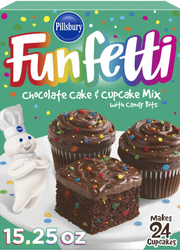 Pillsbury Funfetti Chocolate Cake Mix with Candy Bits – Colourful Chocolate Fun (432 g Box)