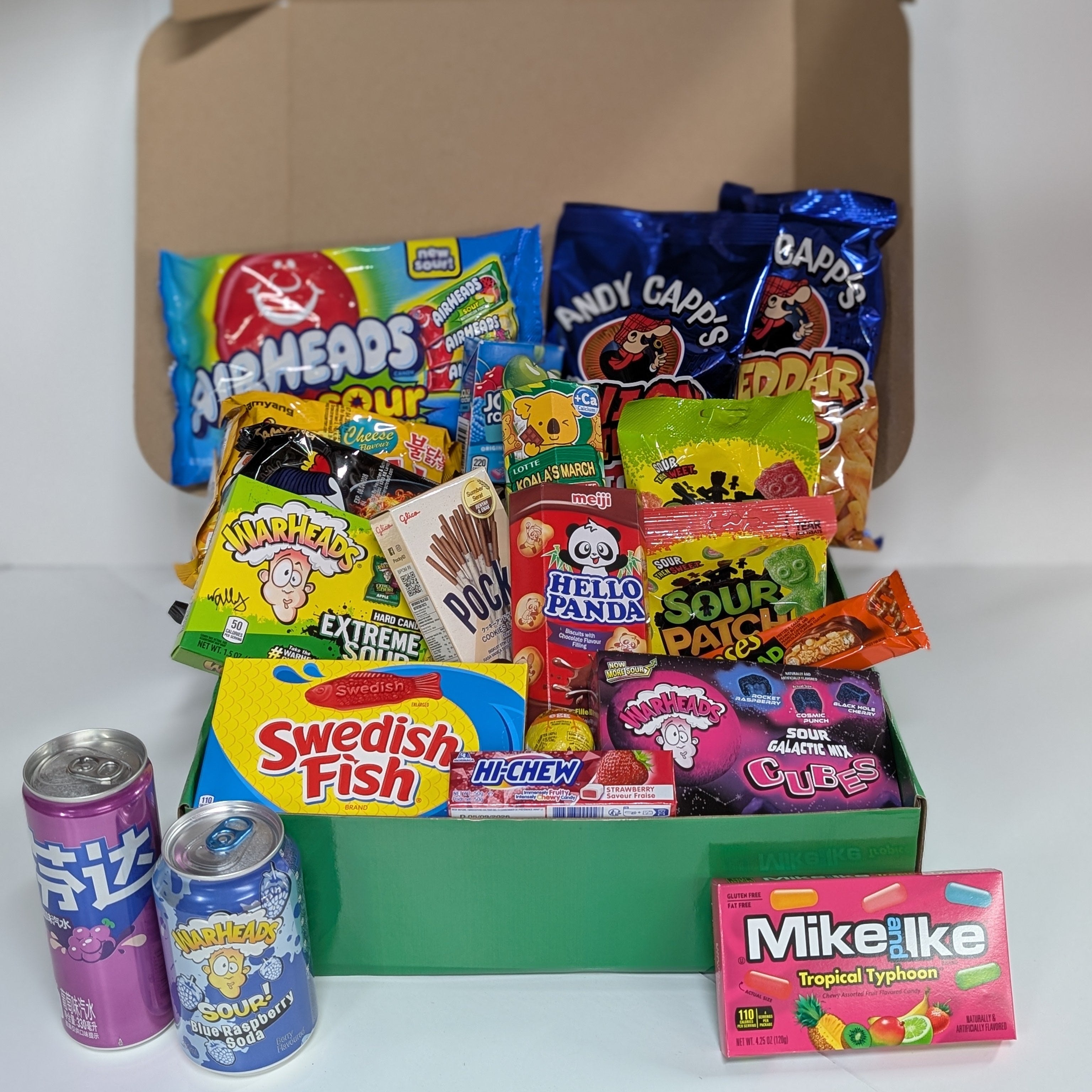 Candy Cave Medium Global Variety Box