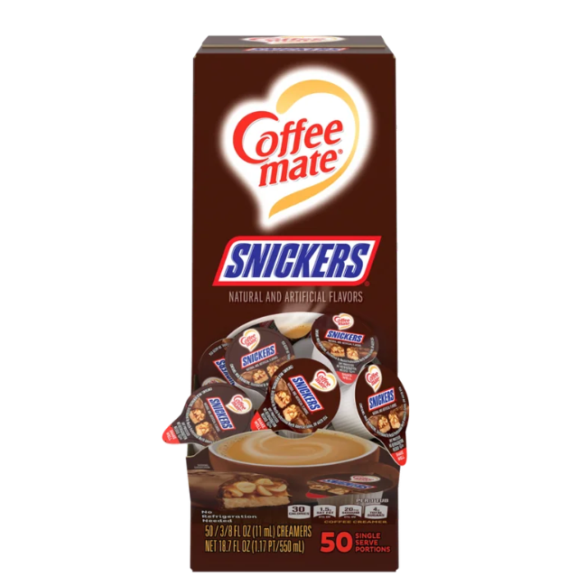 Coffee Mate Snickers Kaffeeweißer-Alternative in praktischen Bechern – Schokolade, Karamell, Erdnuss – Süße in jeder Tasse (50 x 11 ml Becher)